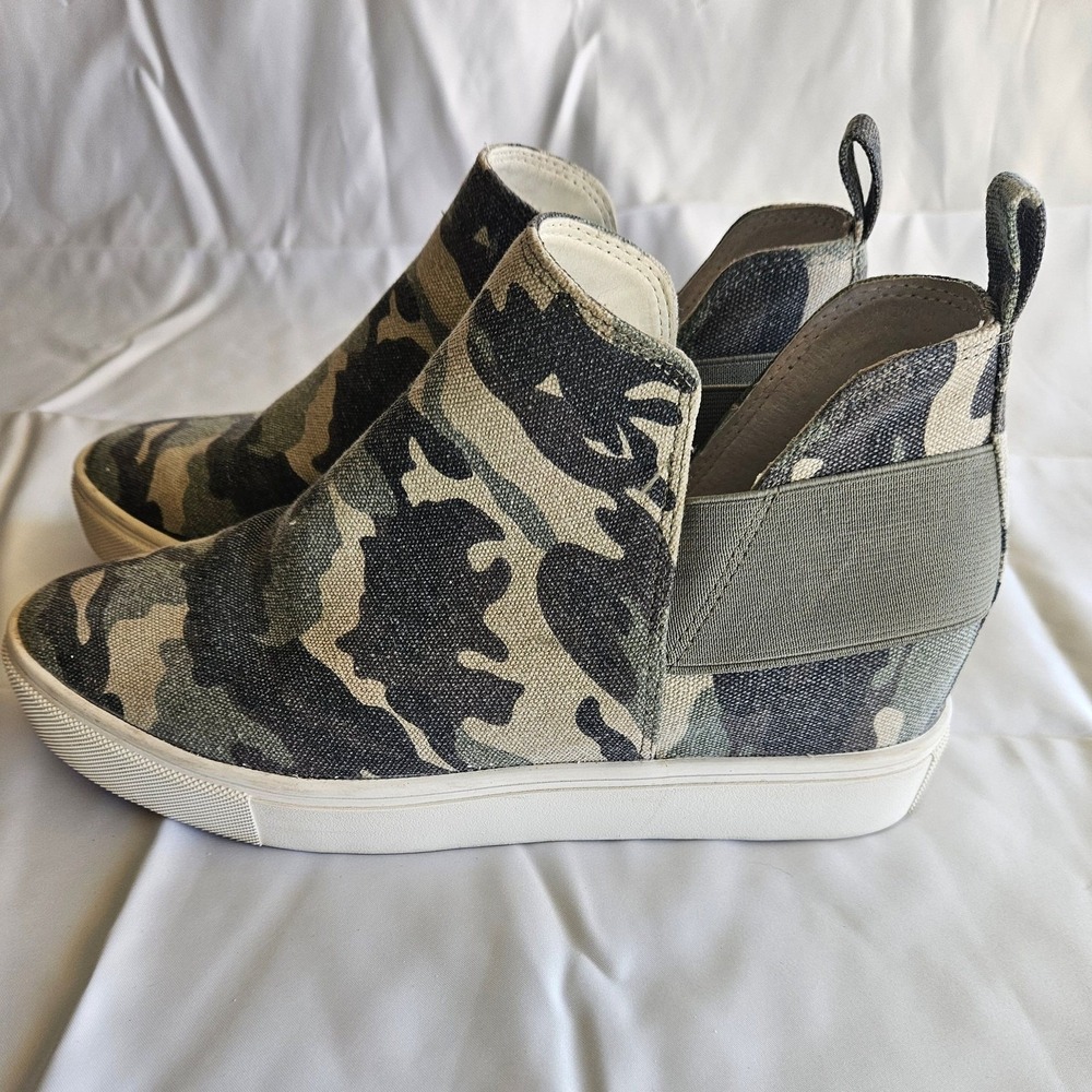 Steve Madden Crushin Camo Hidden Wedge High Top Sneakers